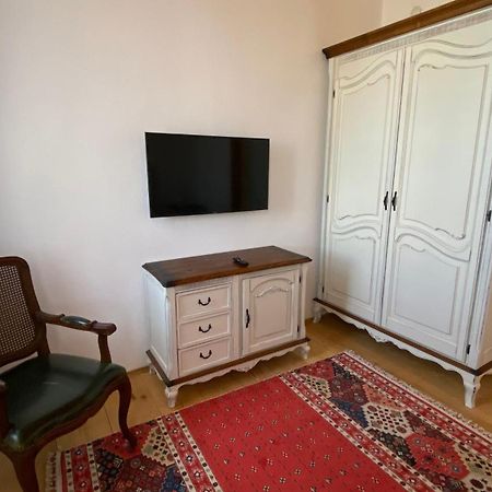 Quiet Abana Bed & Breakfast Bagian luar foto