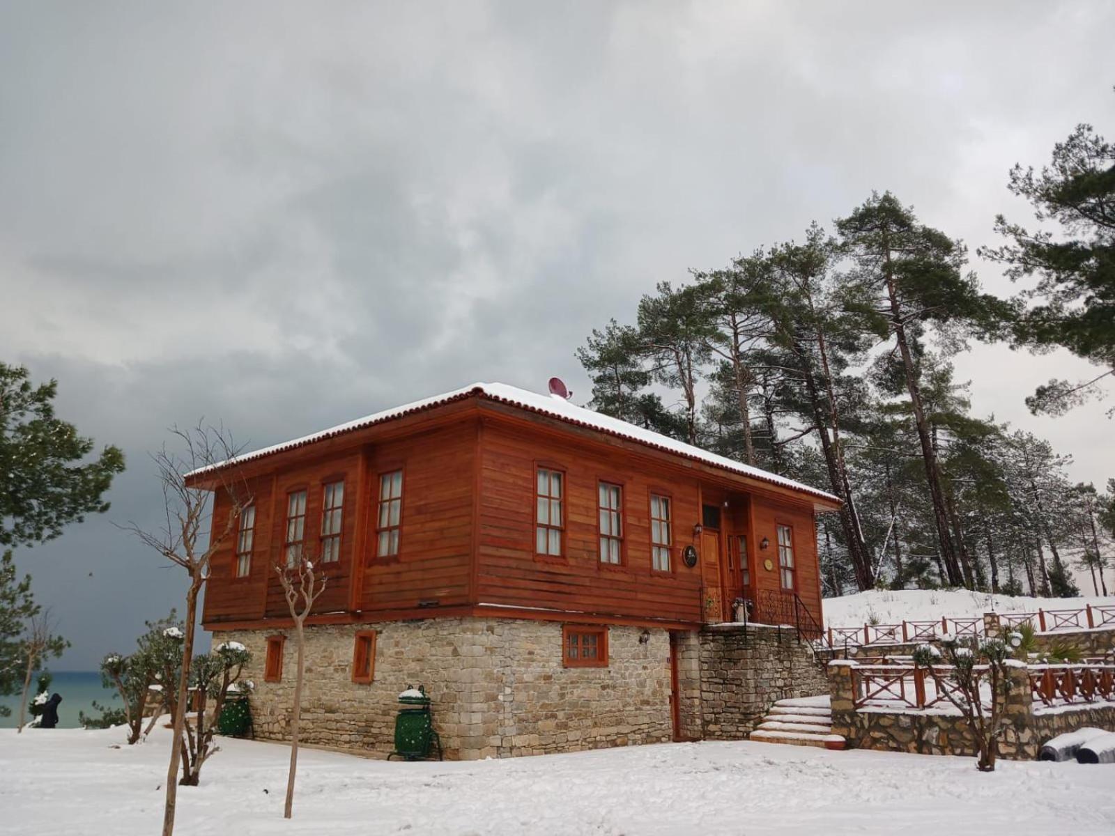 Quiet Abana Bed & Breakfast Bagian luar foto