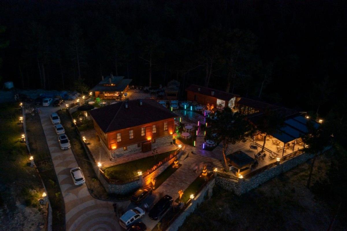 Quiet Abana Bed & Breakfast Bagian luar foto