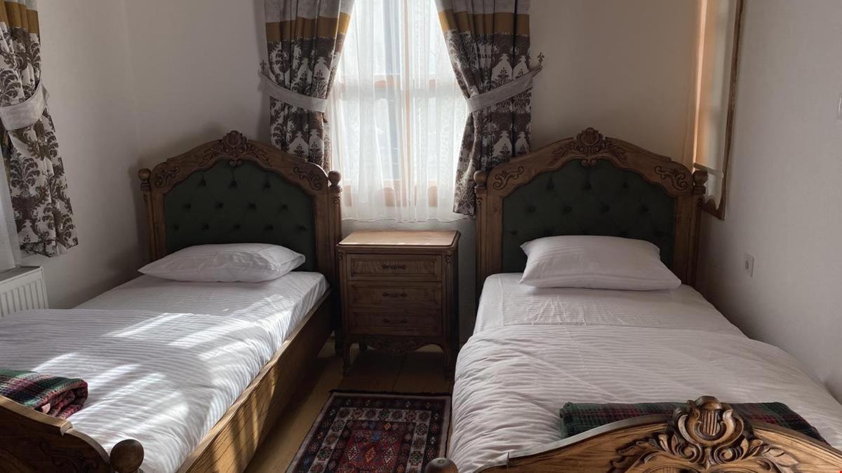 Quiet Abana Bed & Breakfast Bagian luar foto